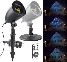 Lunartec RGB-Laserprojektor für Hauswände mit Sternen