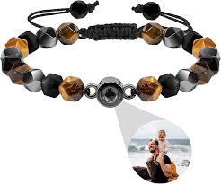 Aina Licht: Individuelles Projektionsarmband